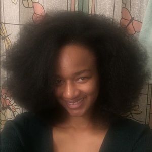 Meet your Posher, Jacqueline